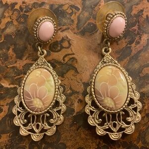 VINTAGE Made in Italy Gold tone Floral filigree design Ceramic Earrings